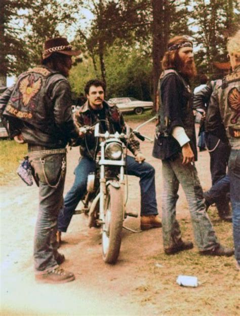 Hippie 70s Biker